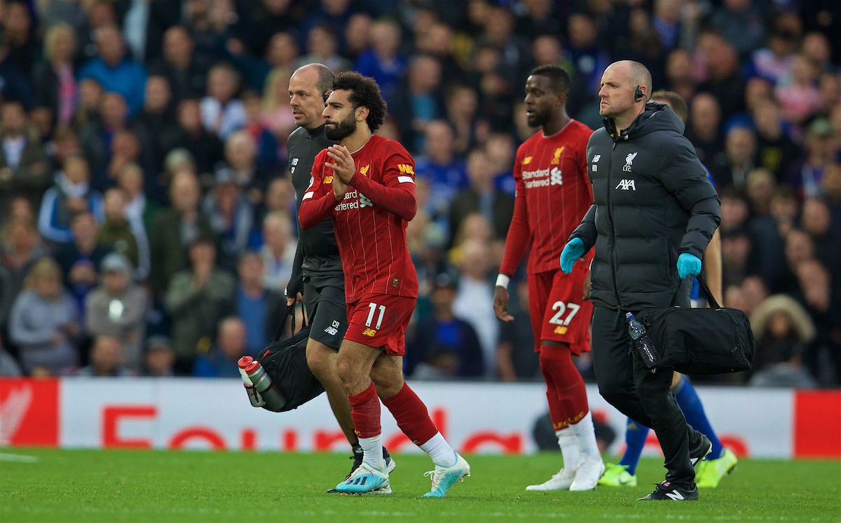 LIVERPOOL, ENGLAND - Saturday, October 5, 2019: Liverpool's Mohamed Salah goes off with an injury during the FA Premier League match between Liverpool FC and Leicester City FC at Anfield. (Pic by David Rawcliffe/Propaganda)