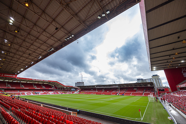 Nottingham Forest v Liverpool: Pre-Match Warmup